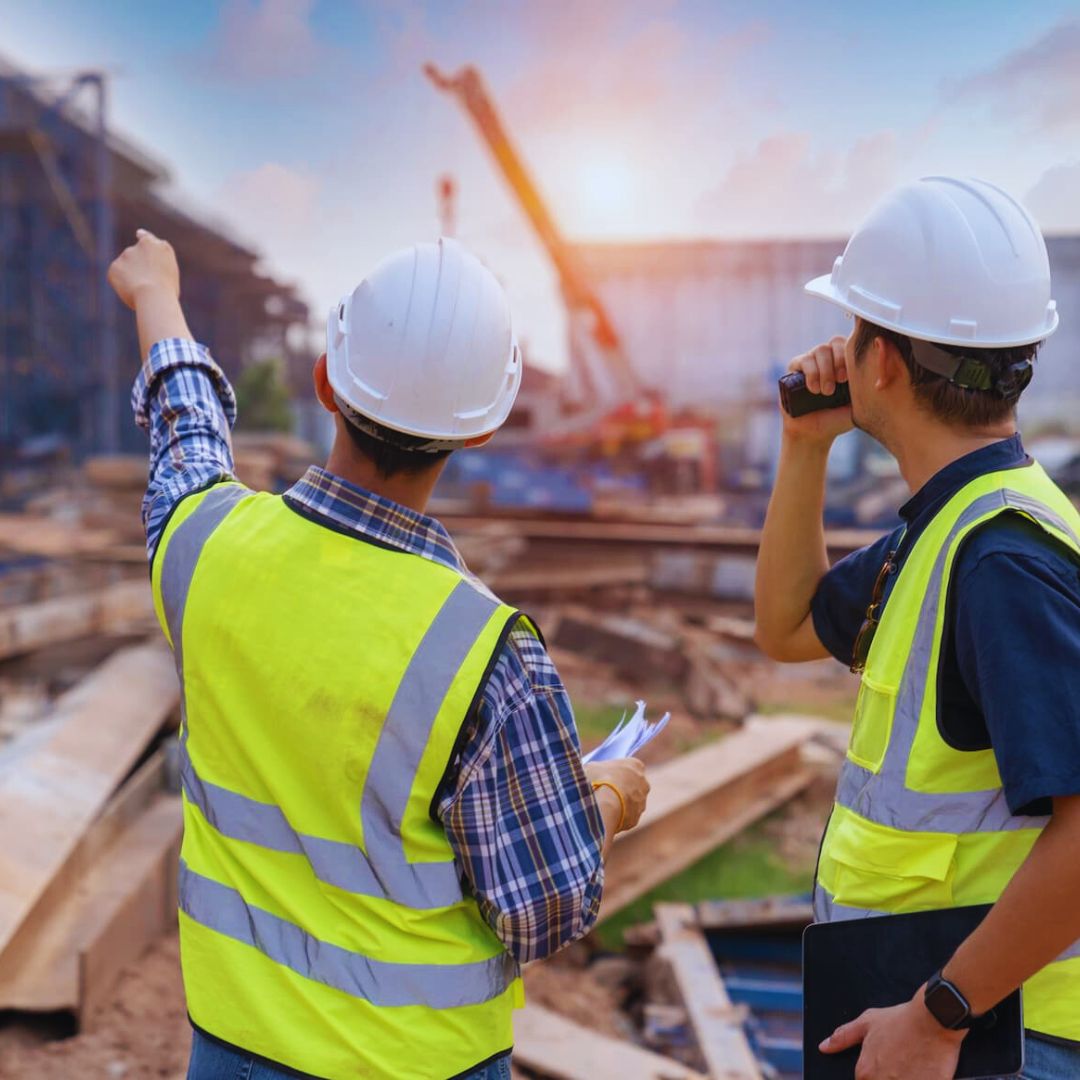 O gerenciamento de obras garante que projetos sejam realizados de maneira eficiente e dentro dos prazos estipulados.